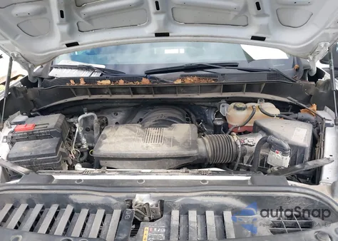 2021 Chevrolet Silverado 1500 4Wd Short Bed Wt z USA, uszkodzony, nr VIN 1GCUYAEF1MZ383851